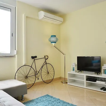 Apartment Encarnacao House *